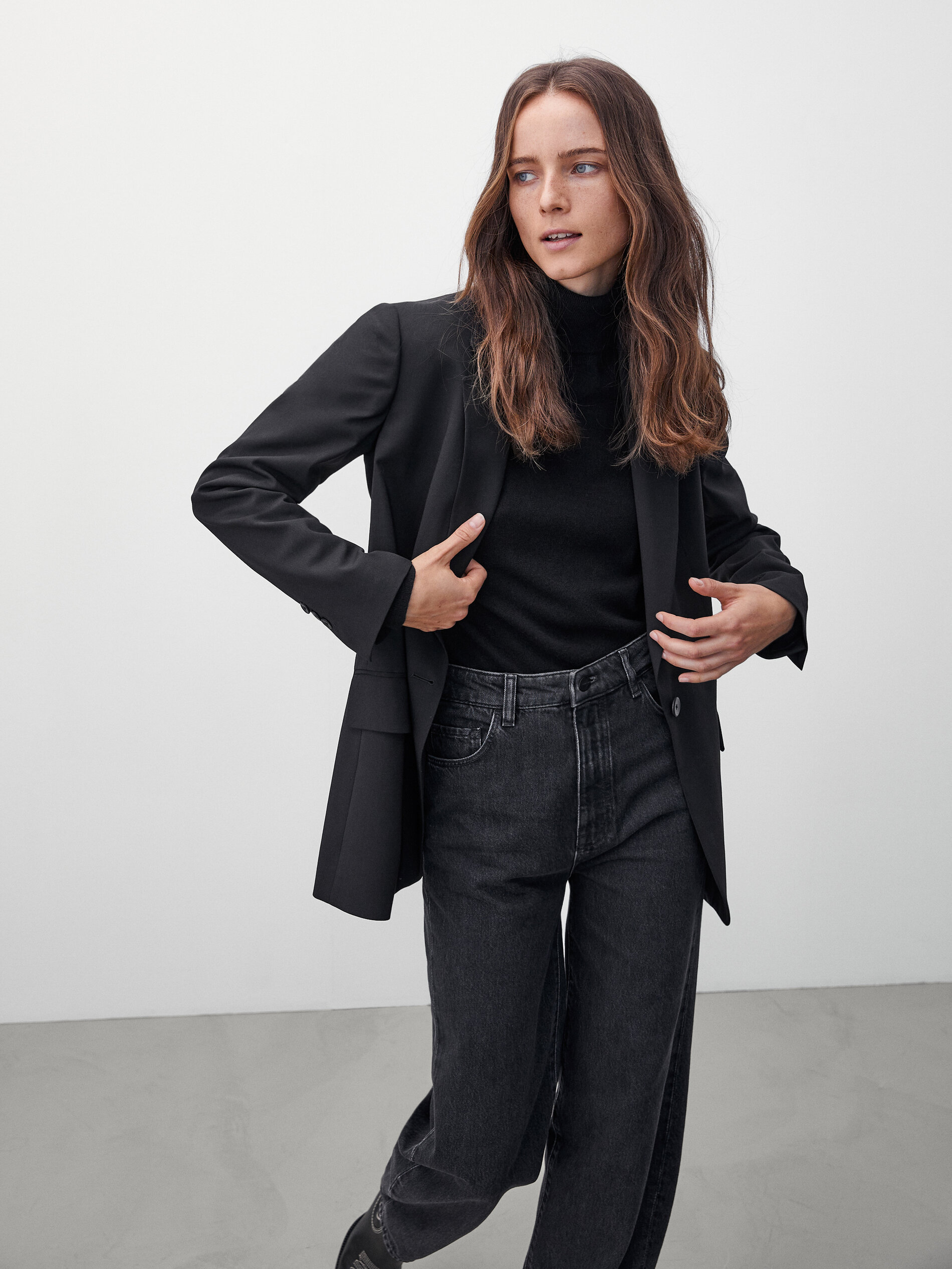 Black slouchy jeans - null - Massimo Dutti