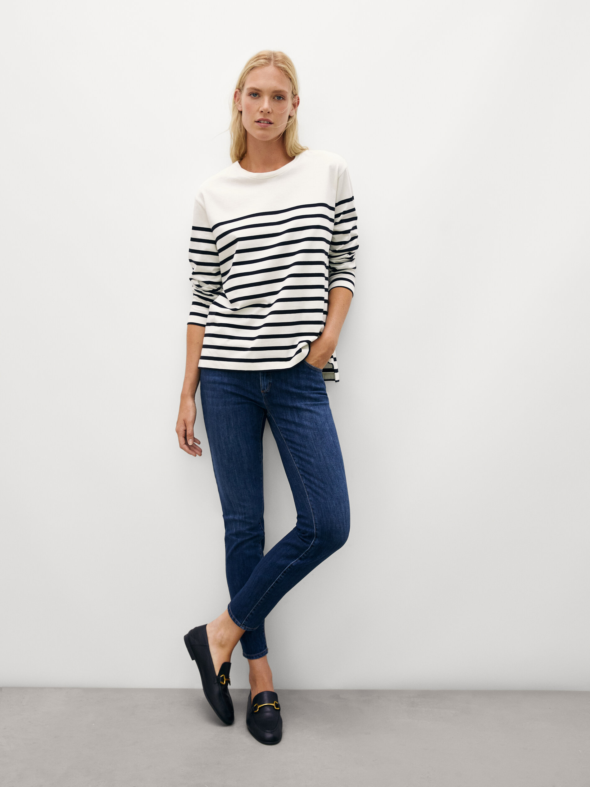 Mid-rise skinny jeans - Women - Massimo Dutti