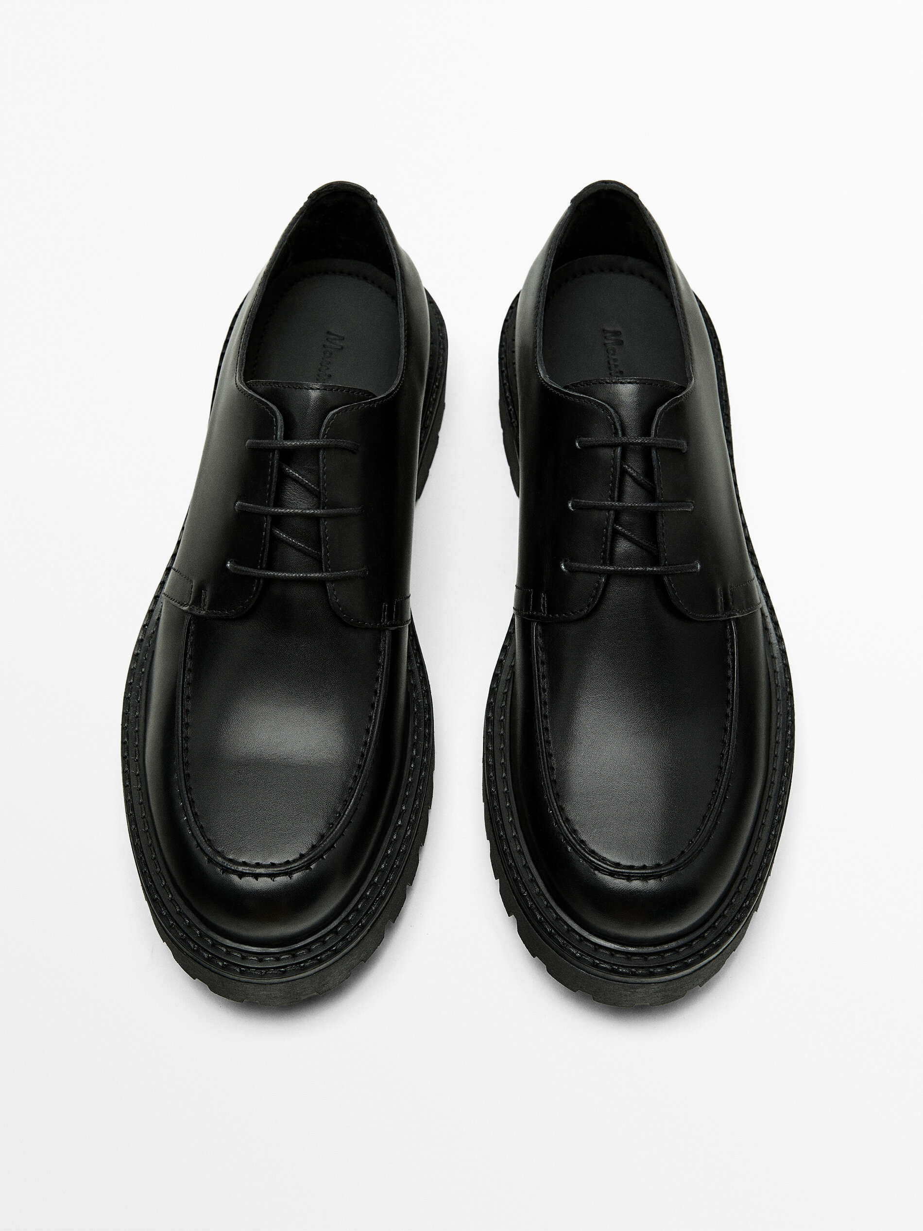 叠式边缘设计黑色皮鞋 · 黑色 · 鞋子 | massimo dutti