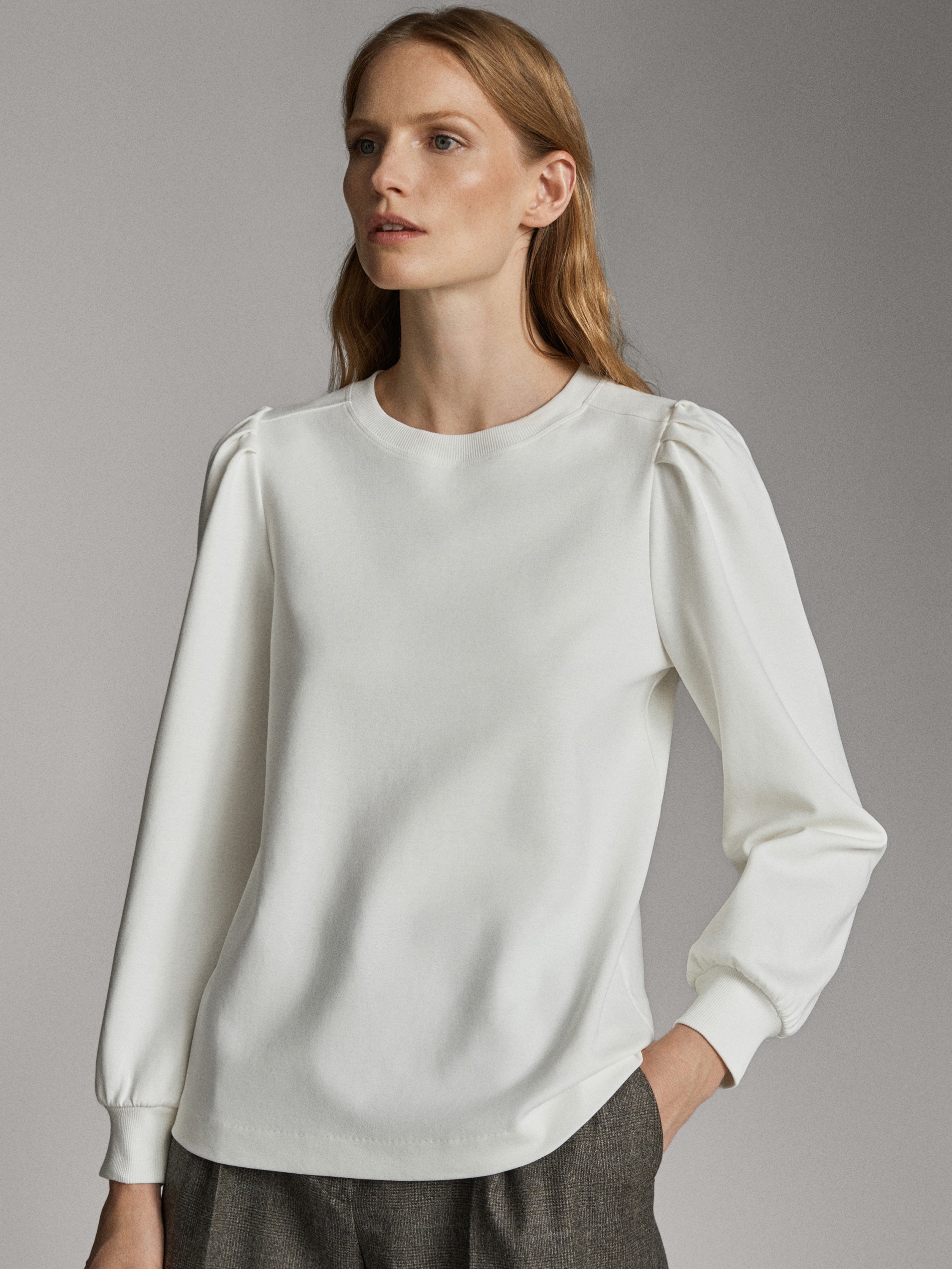 puff sleeve sweatshirts