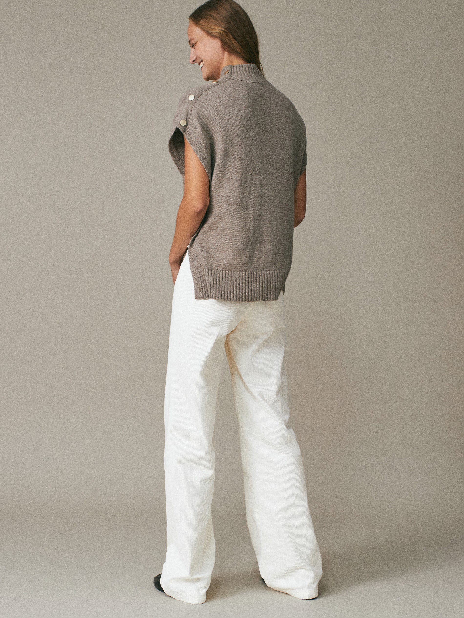 Wide-leg darted corduroy trousers 