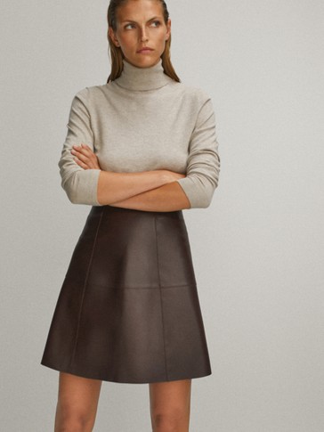 Short leather skirt - Women - Massimo Dutti