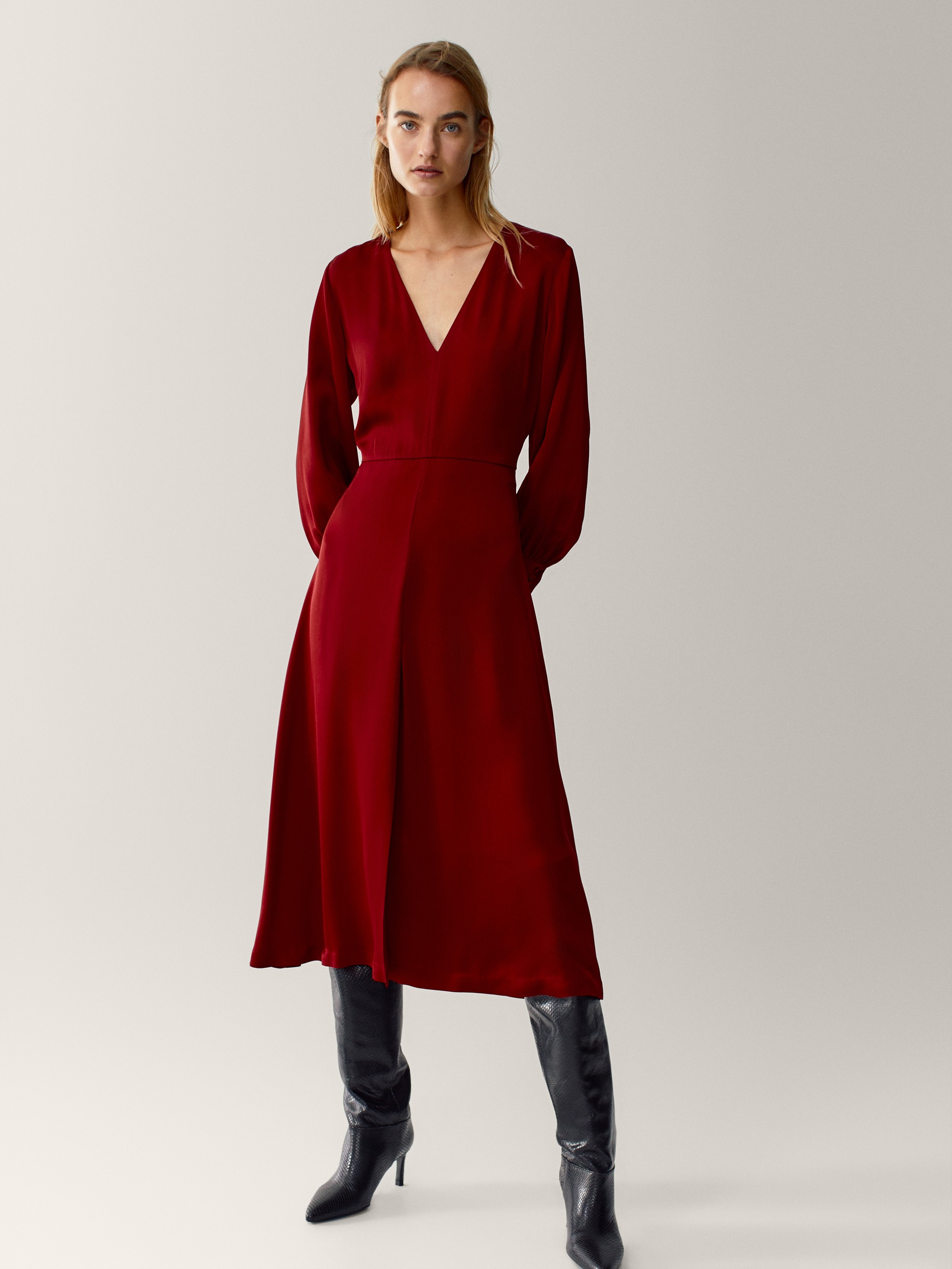 Long flowing dress - null - Massimo Dutti