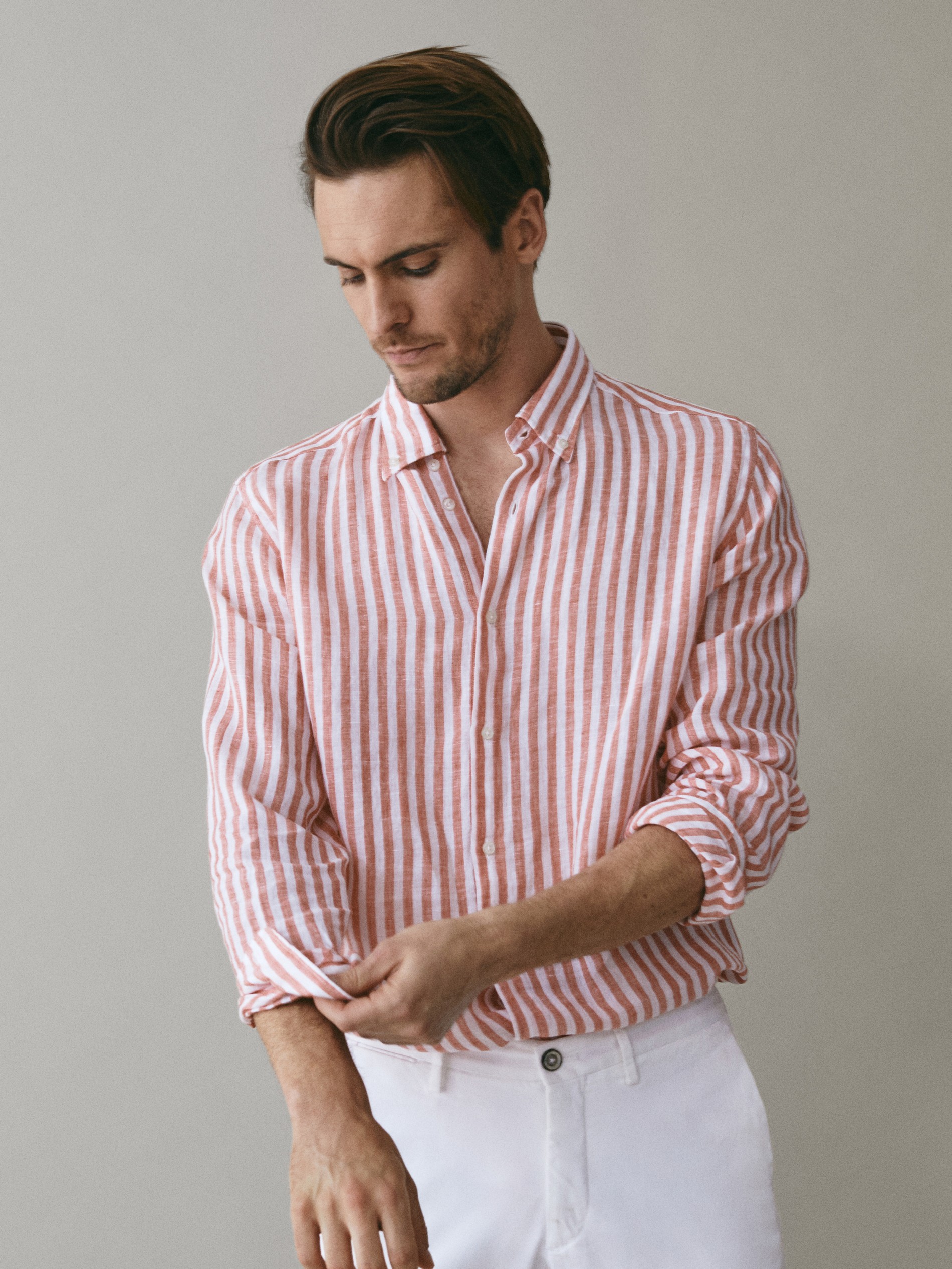 muscle fit linen shirt