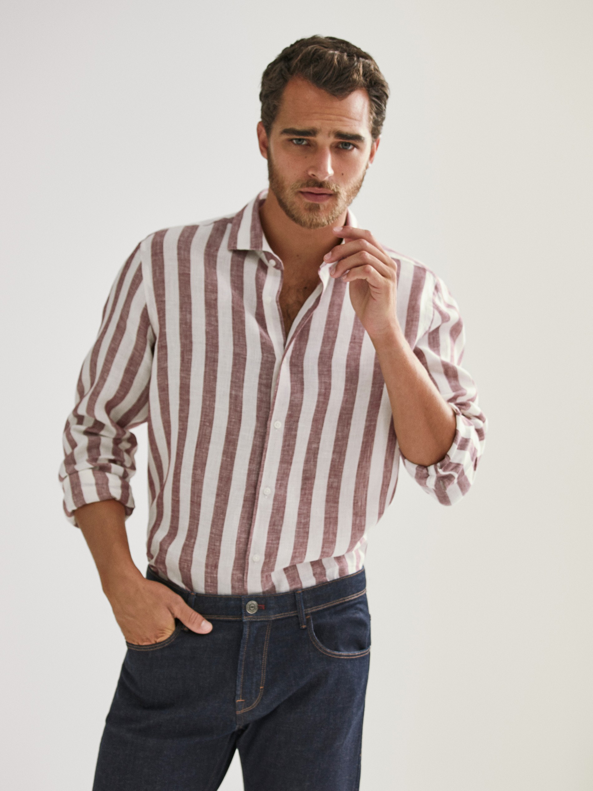 Slim fit striped 100% linen shirt - Men 