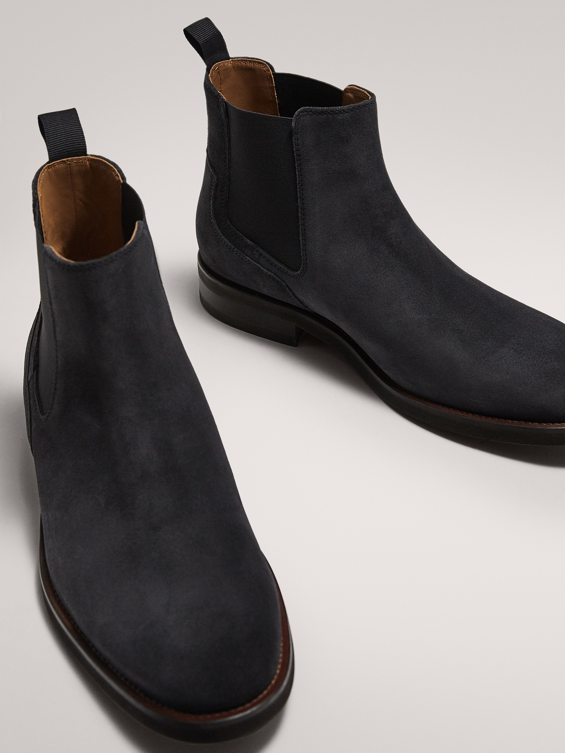 massimo dutti chelsea boots