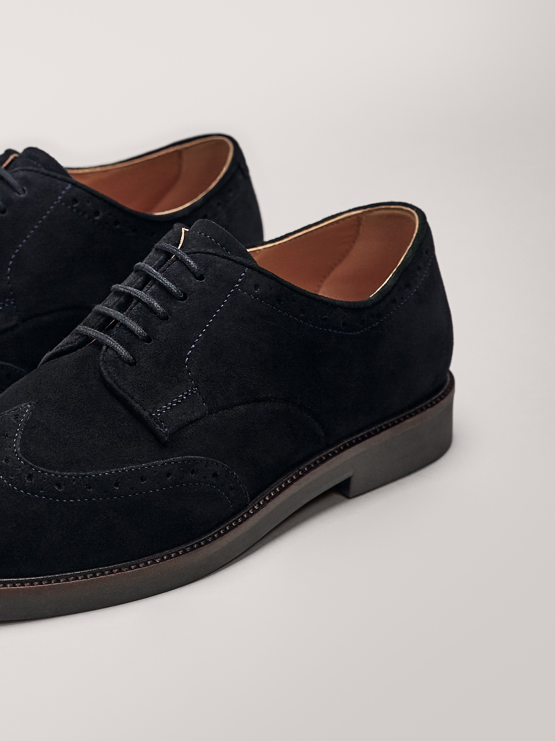 massimo dutti suede shoes