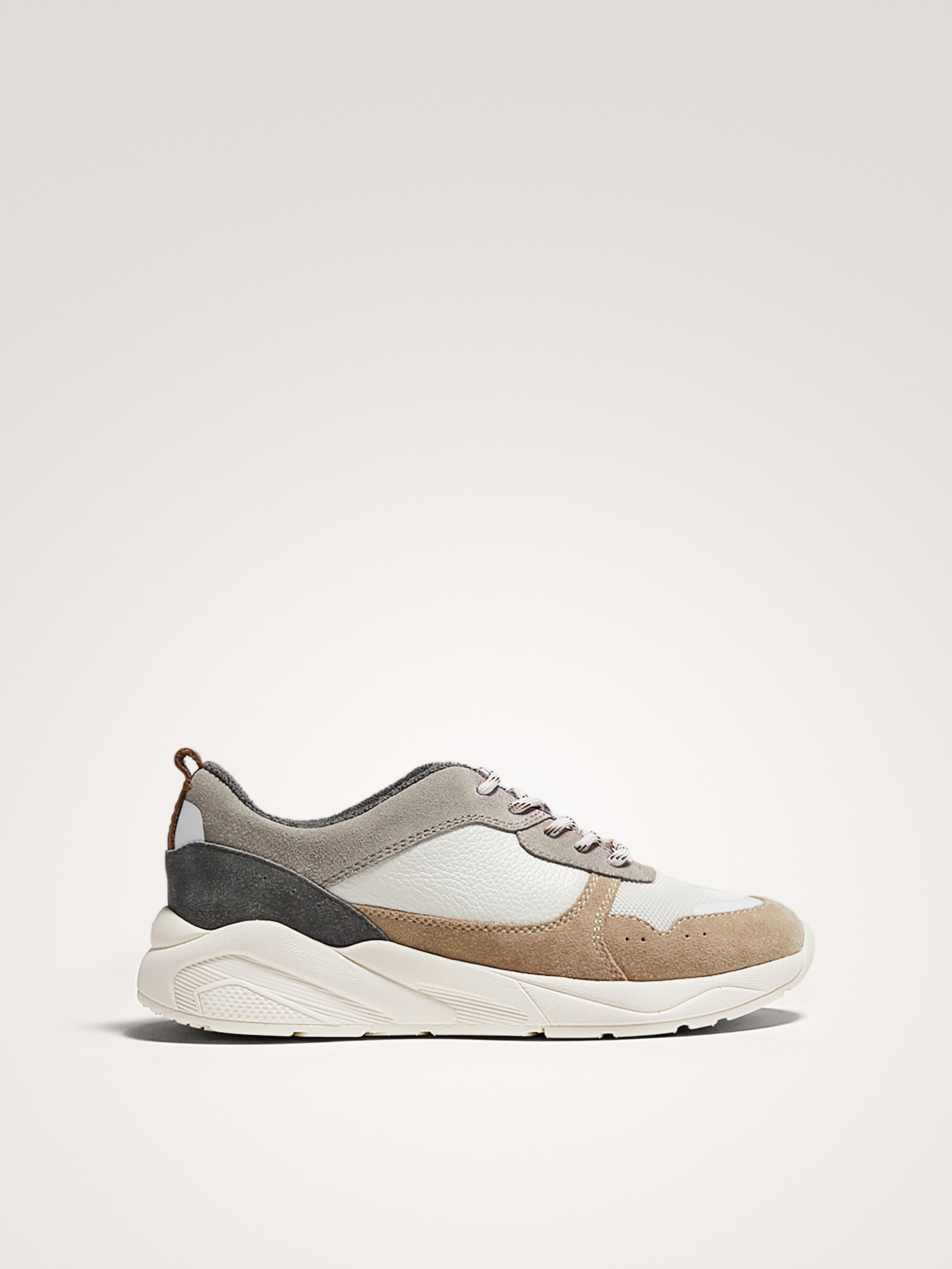 neutral trainers