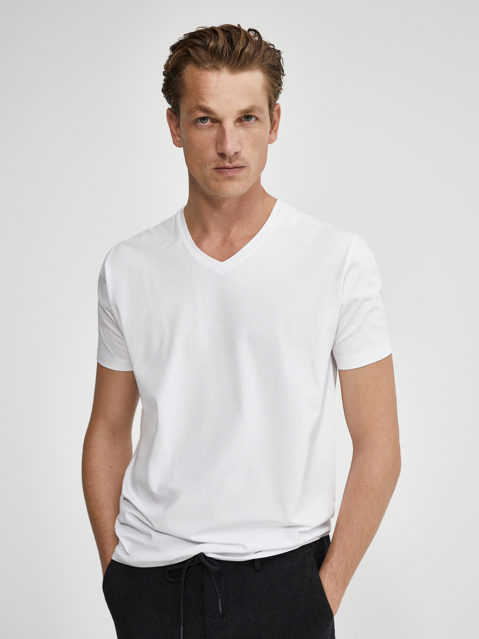 V-neck cotton T-shirt - Women - Massimo 