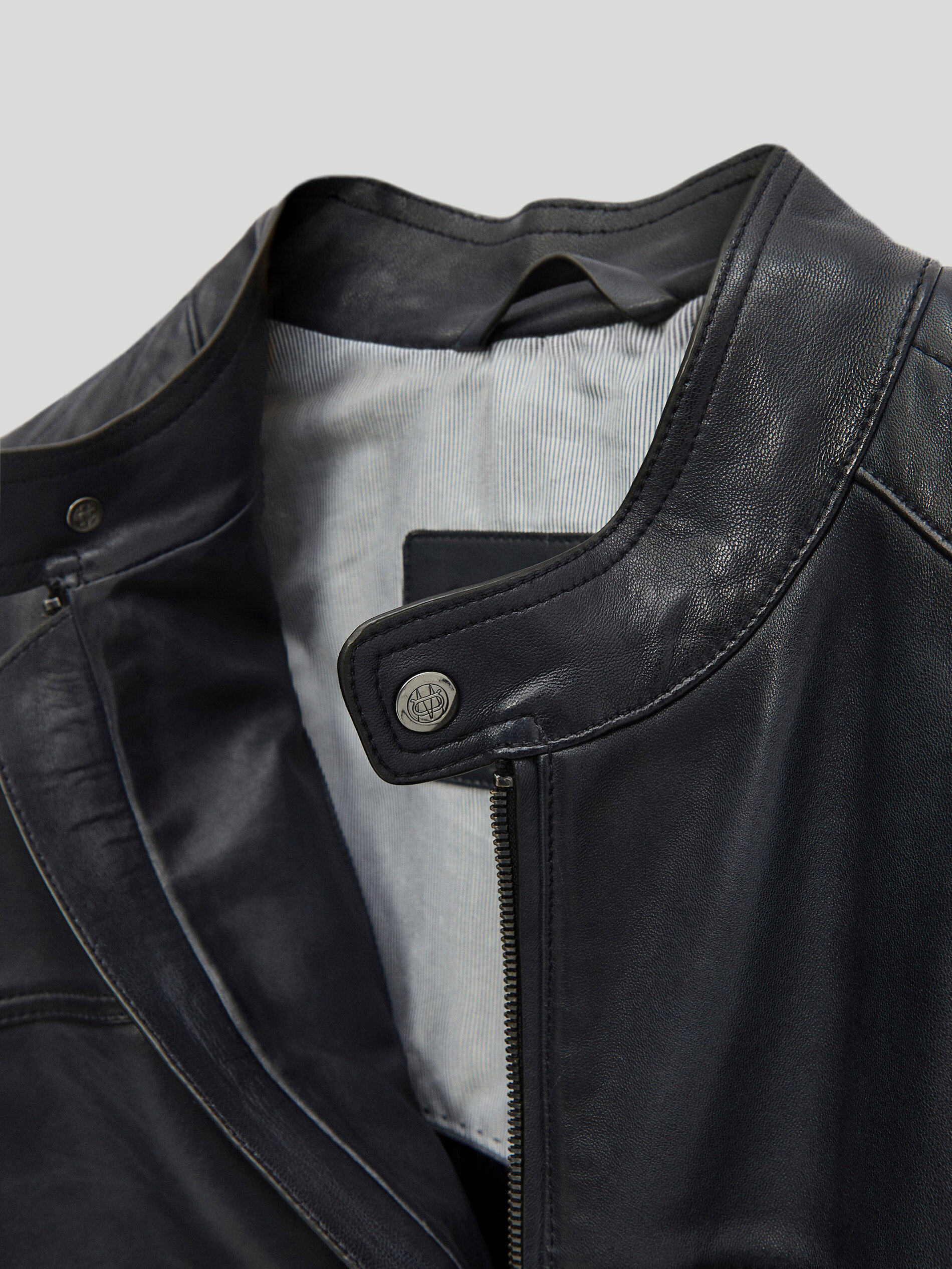 massimo dutti leather jacket
