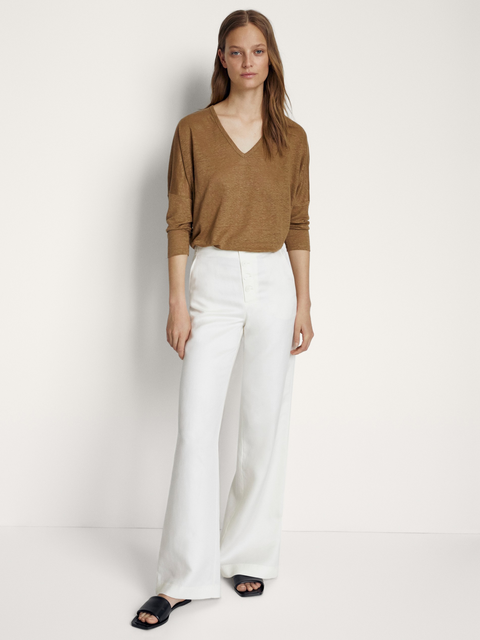 Wide-leg buttoned trousers - null 