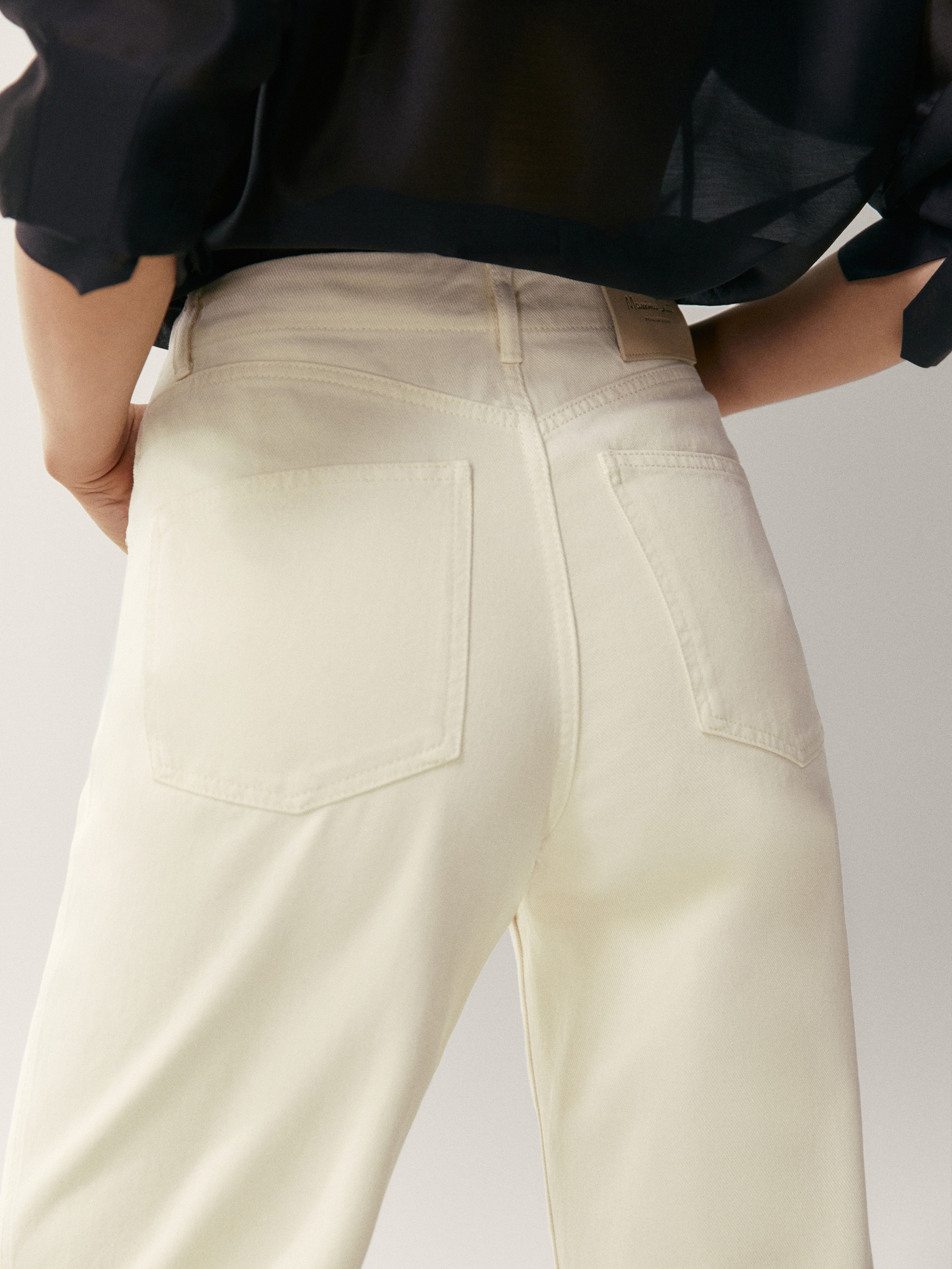 Slouchy jeans - Women - Massimo Dutti