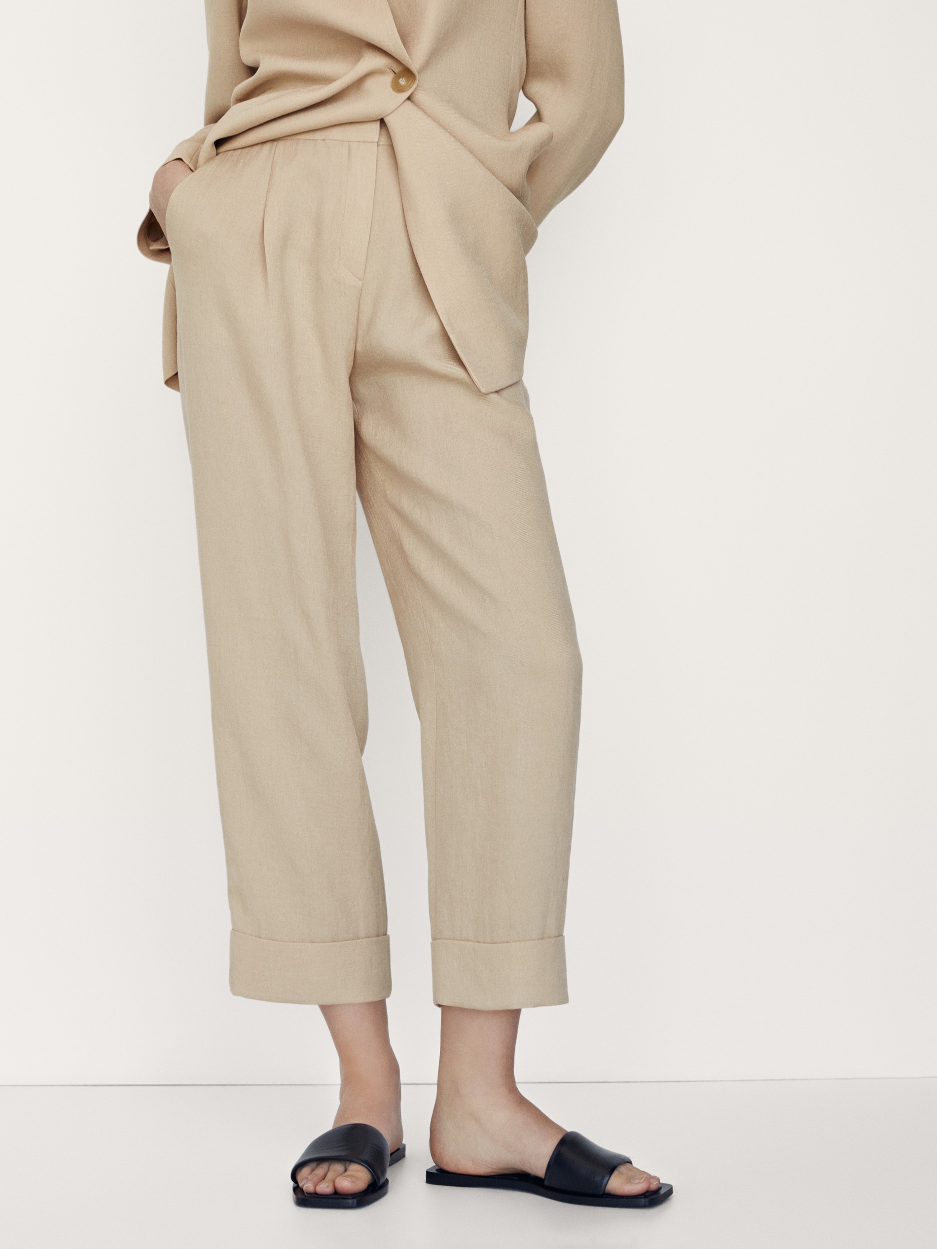 Straight fit pleated trousers - null 
