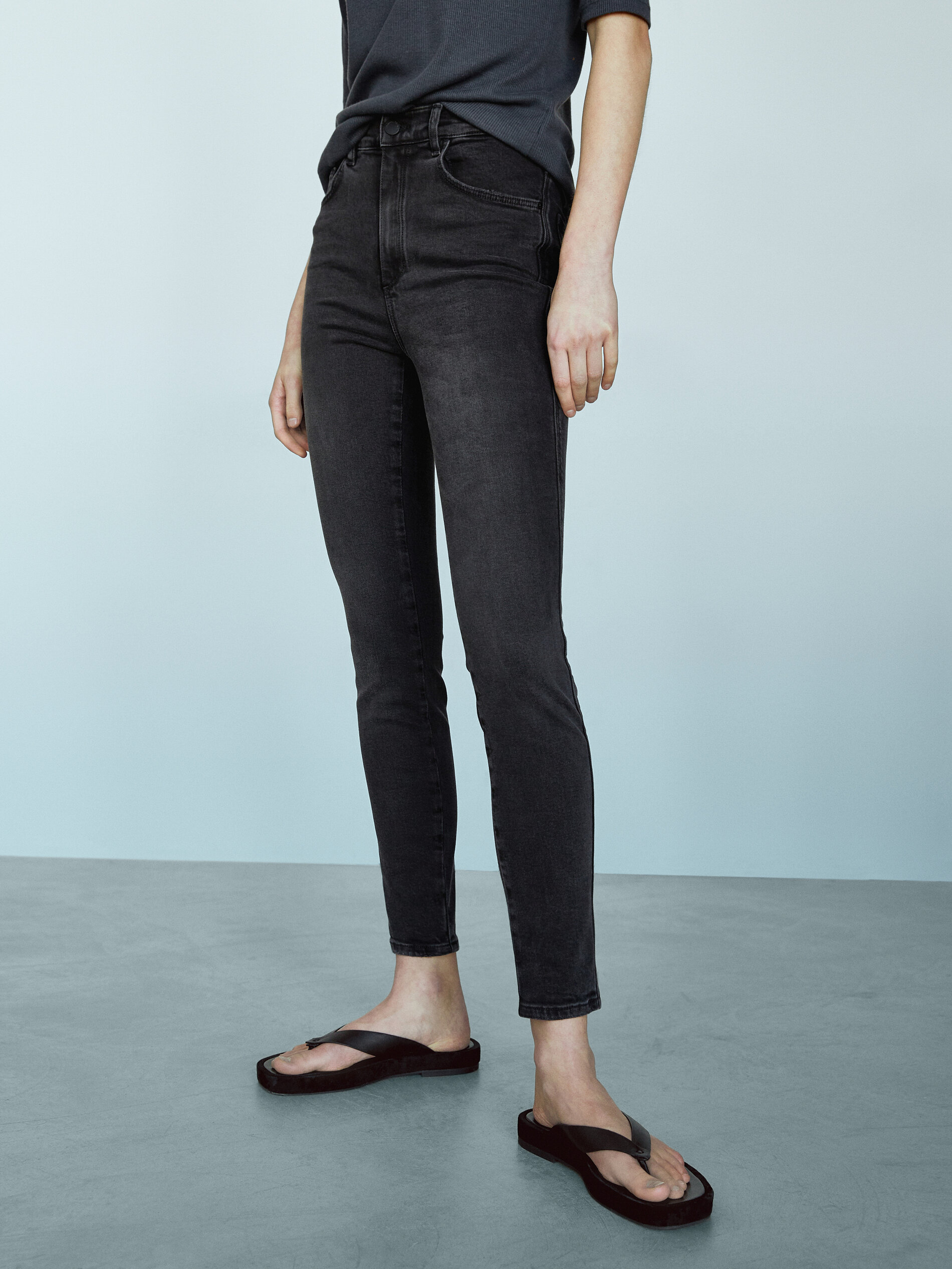 High-waist skinny jeans - null - Massimo Dutti
