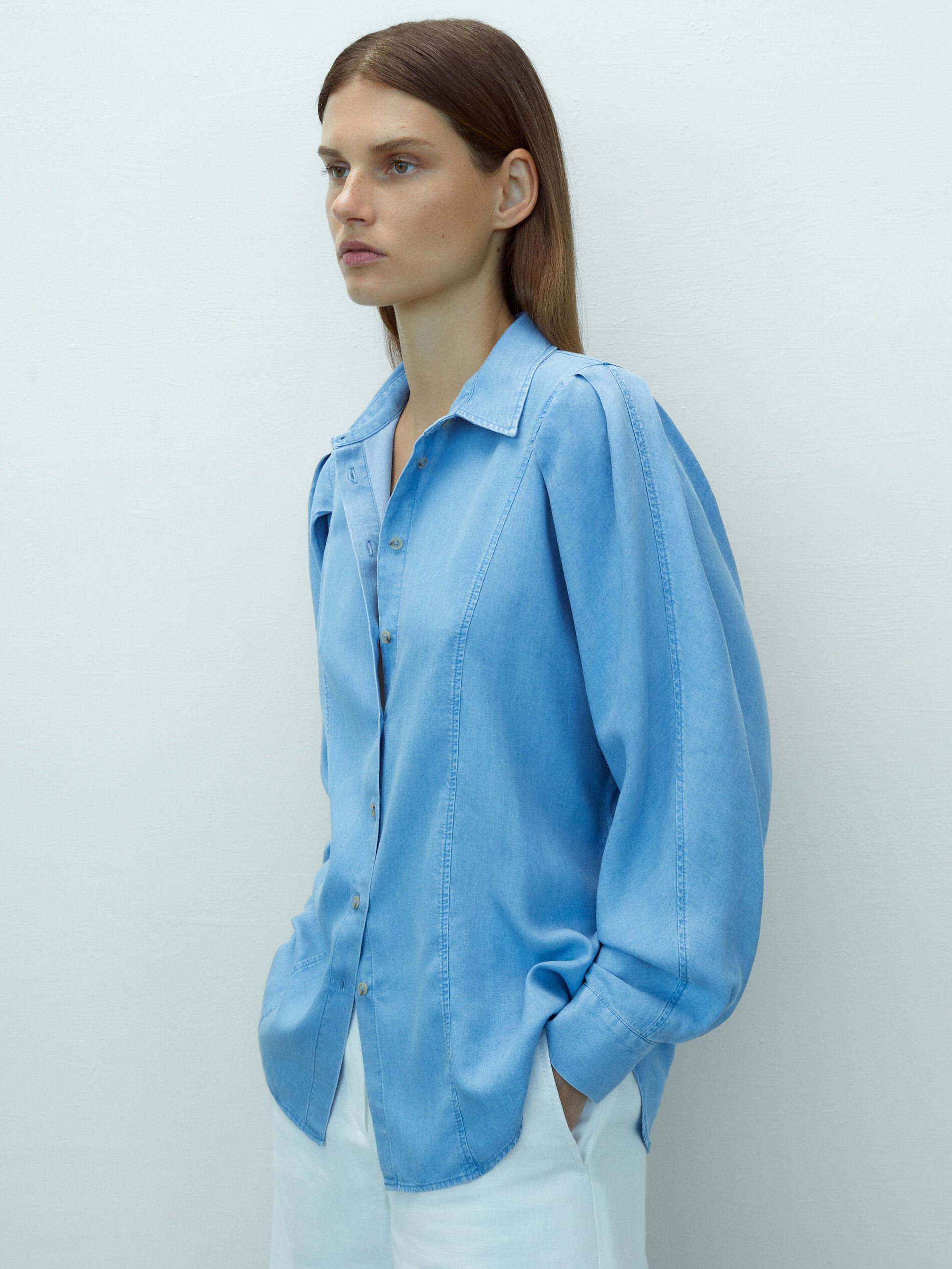 Denim shirt with pleated shoulders 