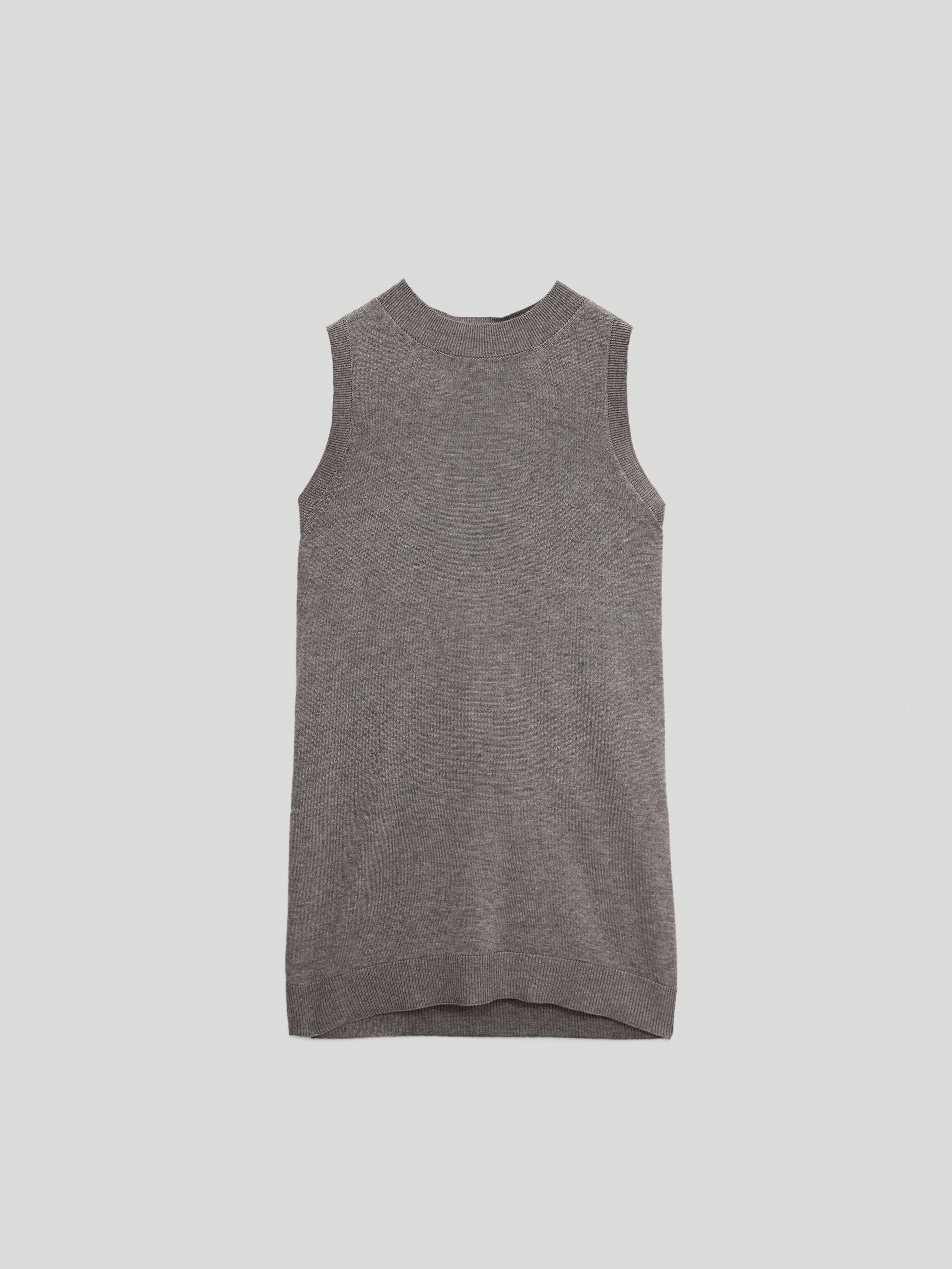 gray sleeveless sweater