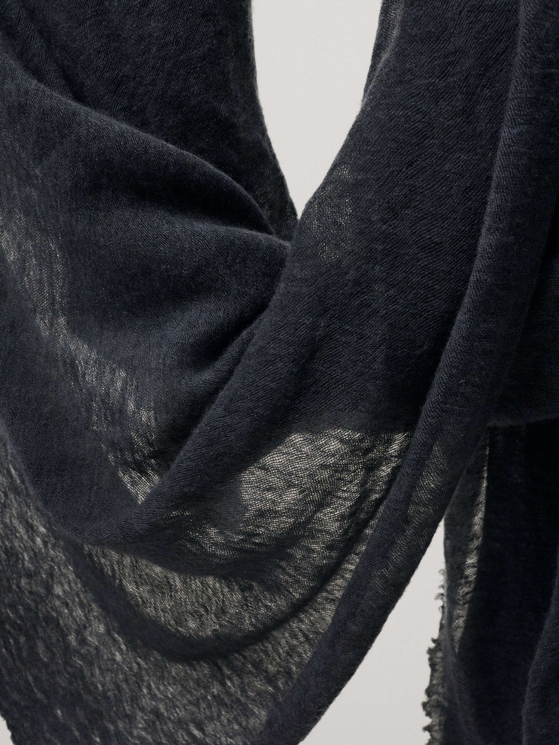 Engineering Amazon Colonia Massimo Dutti Massimo Dutti Linen Scarf