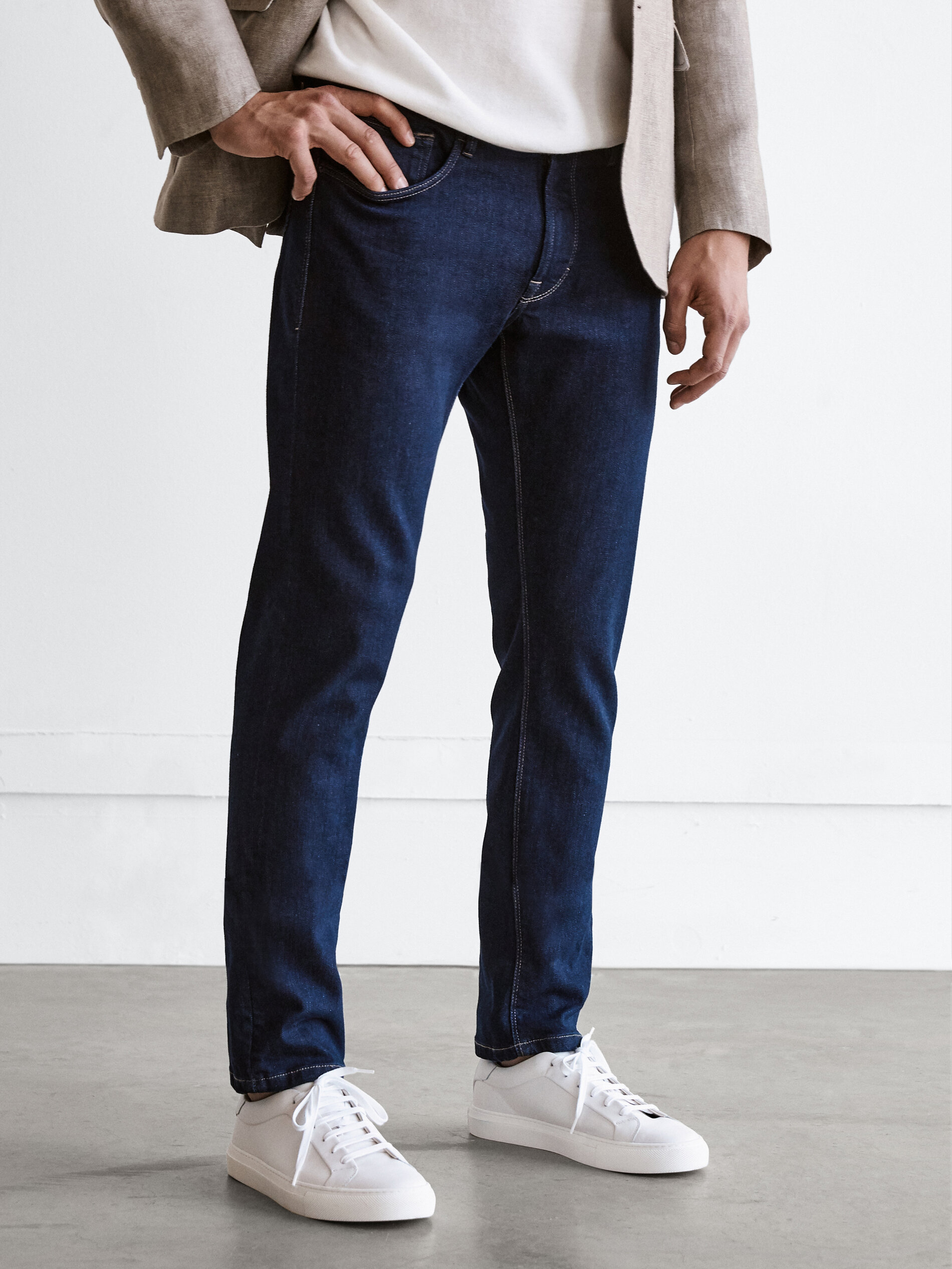 Slim fit desized jeans - null - Massimo Dutti