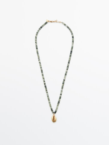 Gold-plated green seashell bead necklace
