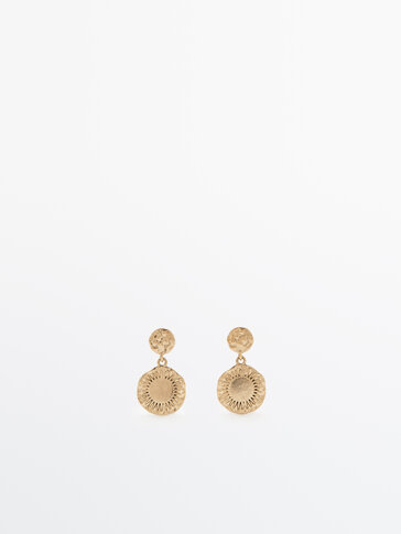 Gold-plated earrings with embossed sun piece