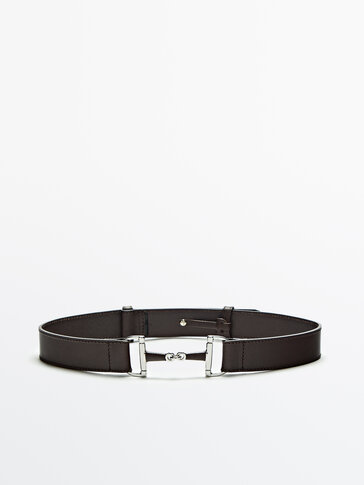 Leather belt with horsebit buckle