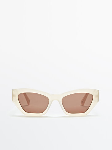 Cream resin sunglasses