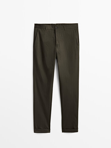 Casual trousers with turn-up hems