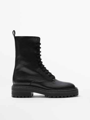 Lace-up black leather boots