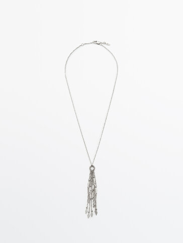 Long necklace chain pendant with diamond shapes