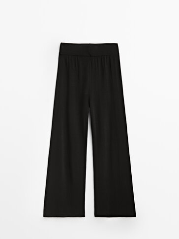 Cropped knit trousers