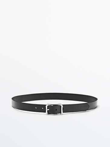 Leather belt with geometric buckle