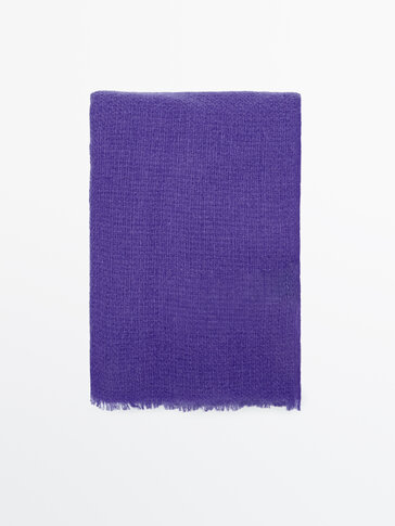 100% woven wool scarf