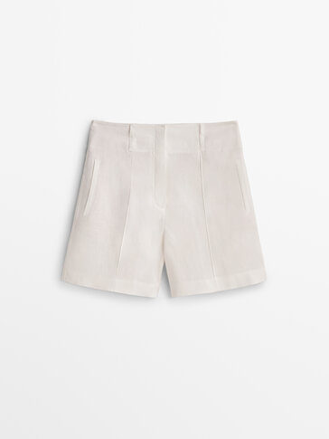 Linen Bermuda shorts with seams