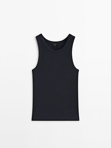 Fitted ribbed sleeveless top