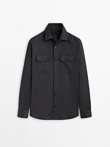 Regular fit merino wool blend shirt with pockets