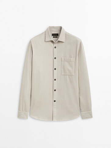 Relaxed fit corduroy overshirt with pocket