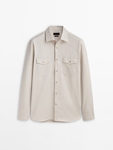 Regular fit cotton twill shirt with pockets