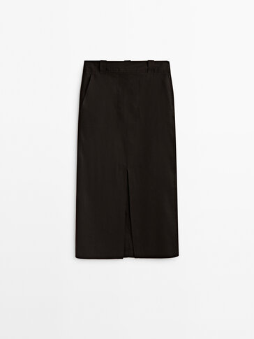 Linen blend skirt with slit