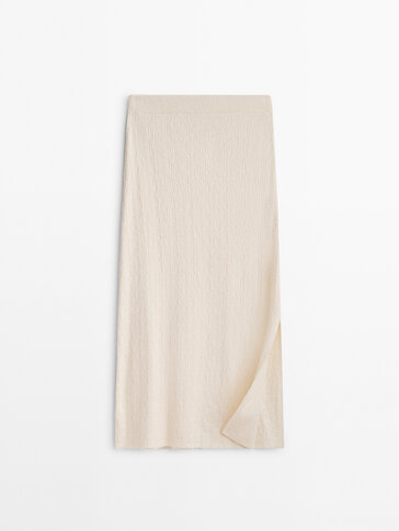 Textured knit skirt