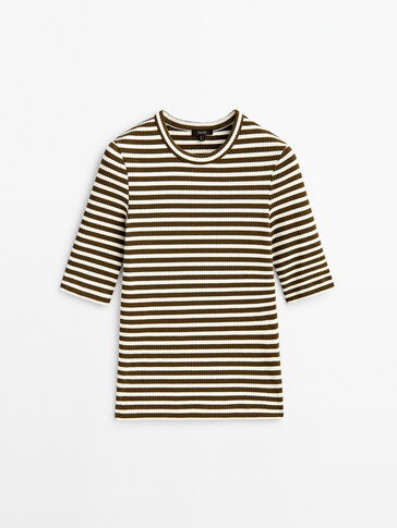 Striped 3/4 length sleeve T-shirt