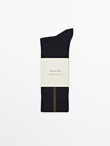 Long socks with contrast stripe