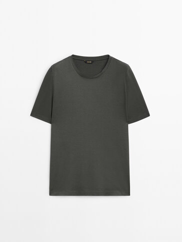 Short sleeve linen and cotton blend T-shirt