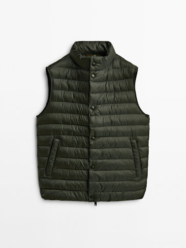 Lightweight down quilted vest