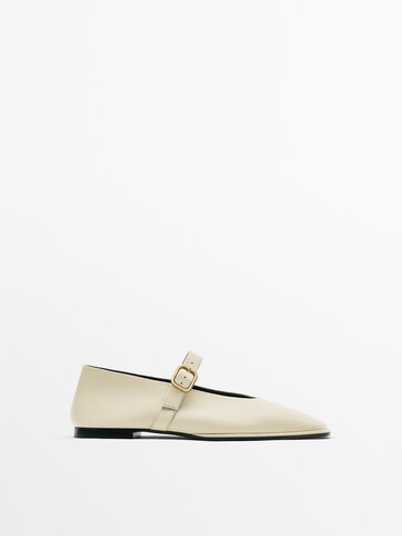 SQUARE BALLET FLATS WITH BUCKLED STRAP