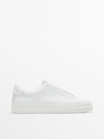 Monochrome leather trainers
