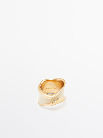 Lacquered ring