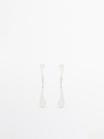 Dangle earrings with teardrop piece