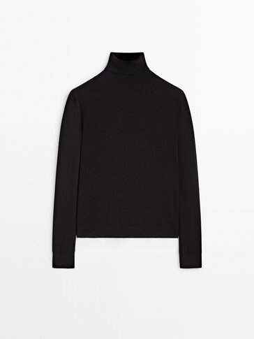 Long sleeve high neck sweater