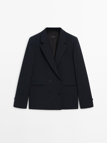 Navy blue double-breasted buttoned blazer
