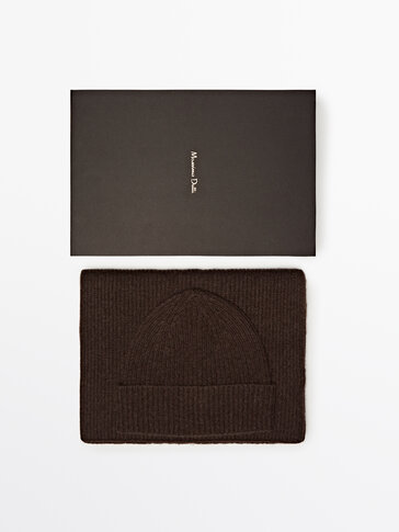 100% cashmere ribbed scarf and hat set